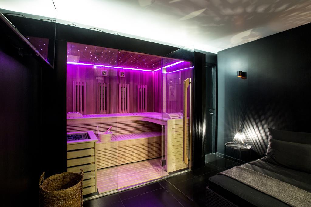 Chambre Avec Jacuzzi Sauna Privatif Brussel Eksteriør bilde