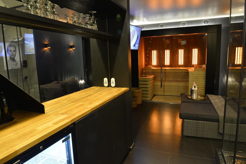 Chambre Avec Jacuzzi Sauna Privatif Brussel Eksteriør bilde